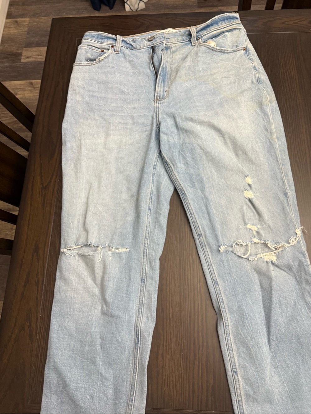 Abercrombie & Fitch Light Blue Straight-Leg Ripped Jeans